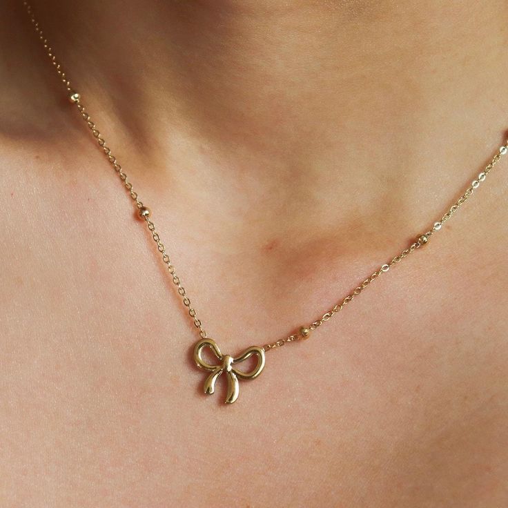 Glams Bowknot Necklace