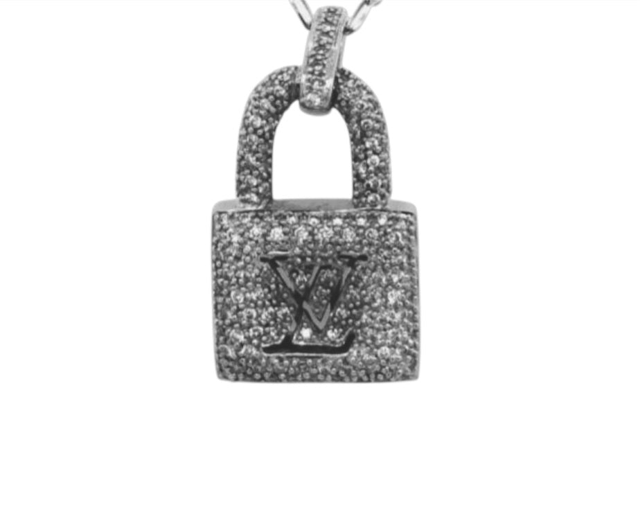 Glams Lv Chain