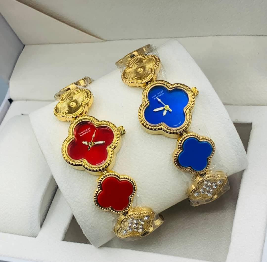 Glams VCA Watch