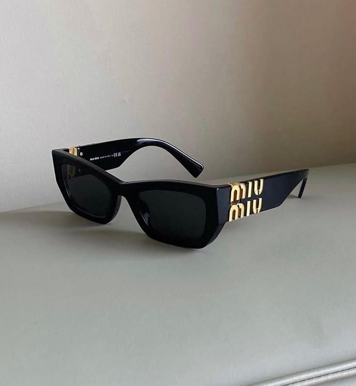 Glam Miu Glasses