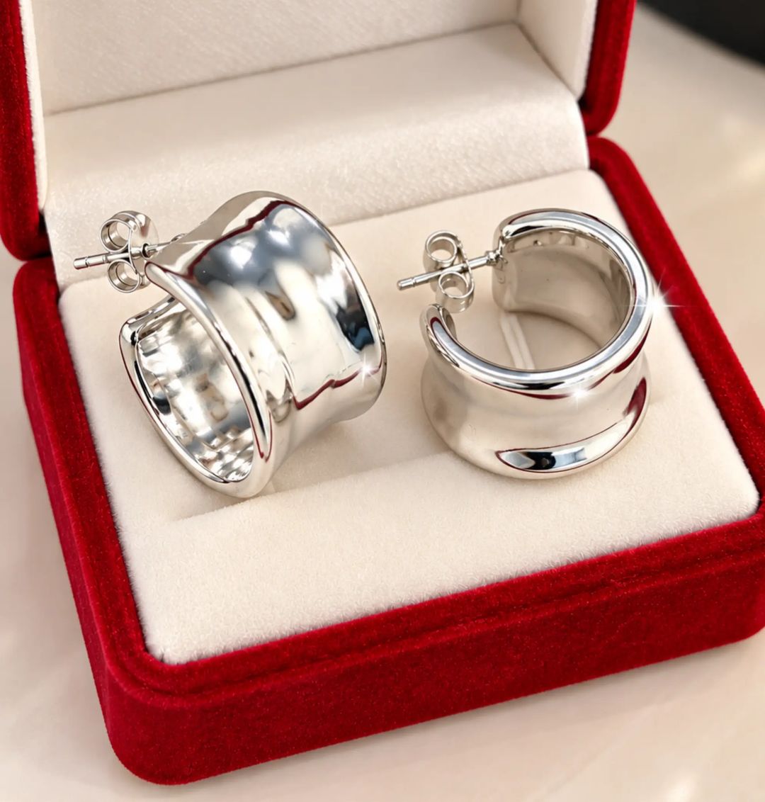 Glams Silver Hoop