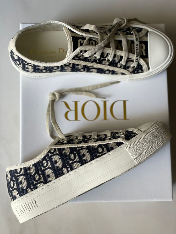 Glams CD Sneakers