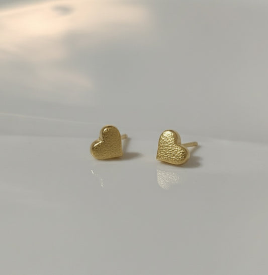 Glams Stud Earrings