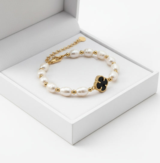 Glams Pearl Bracelet