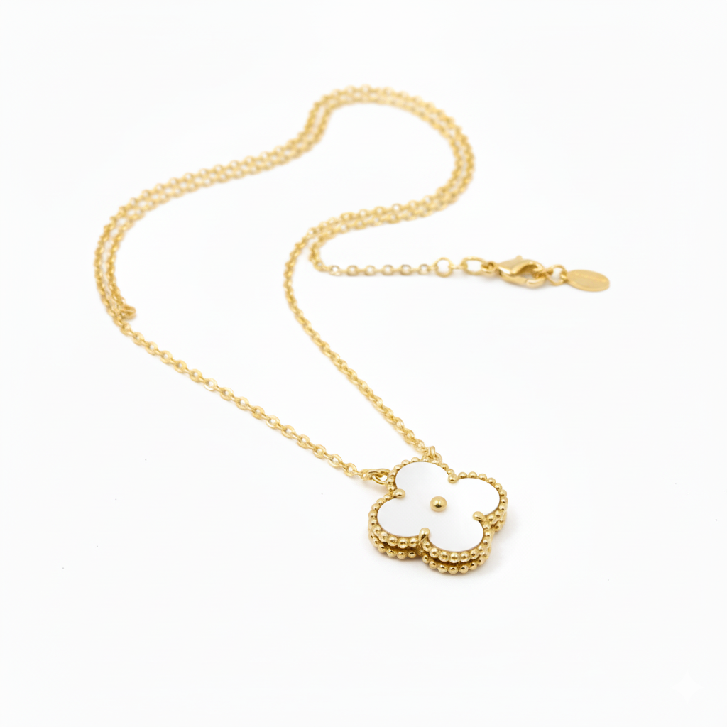 Glams Clover Necklace