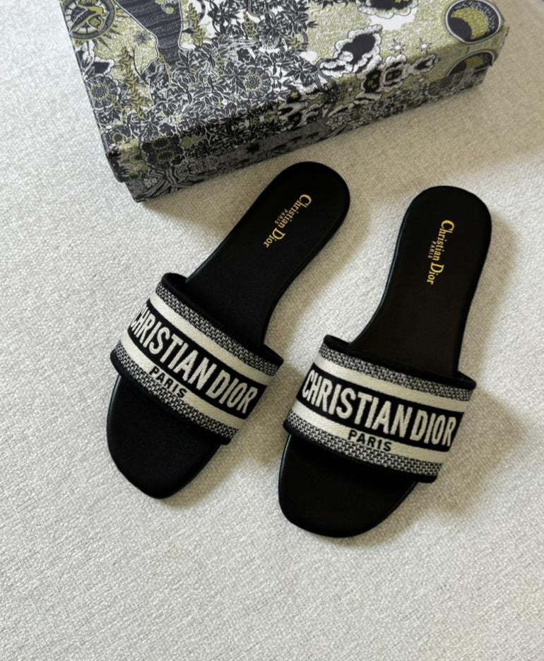 Glams Dior Flat