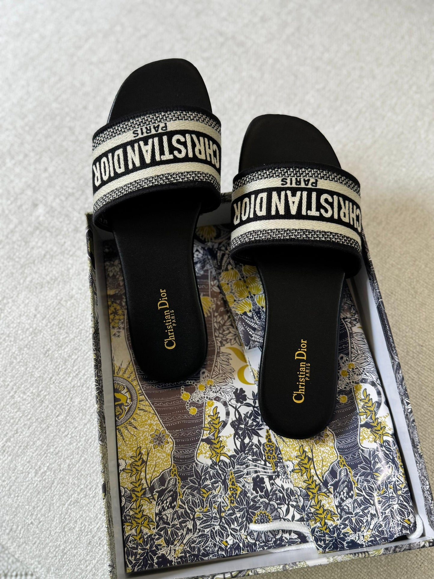 Glams Dior Flat