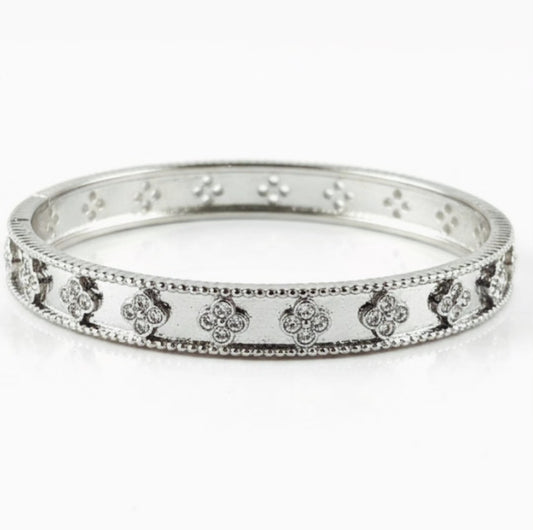 Glams Clover Bangle