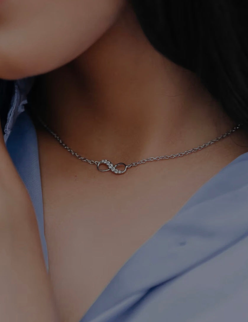 Glams Infinity Necklace
