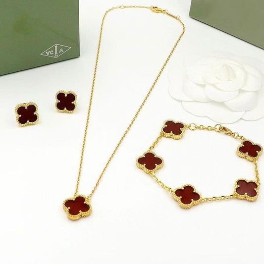 Glams Clover Set
