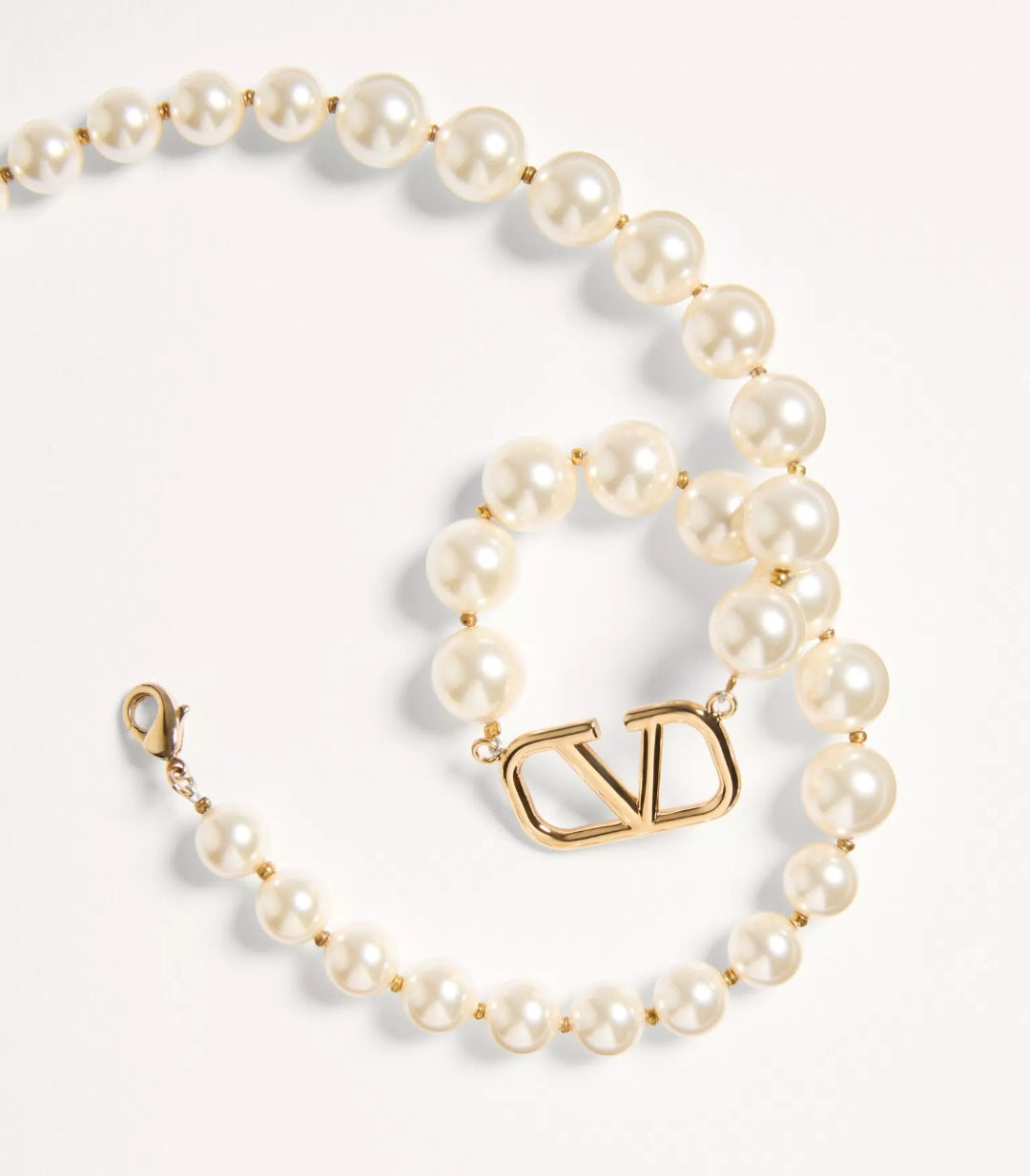 Glams Val Necklace