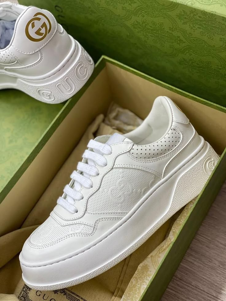Glams GG White