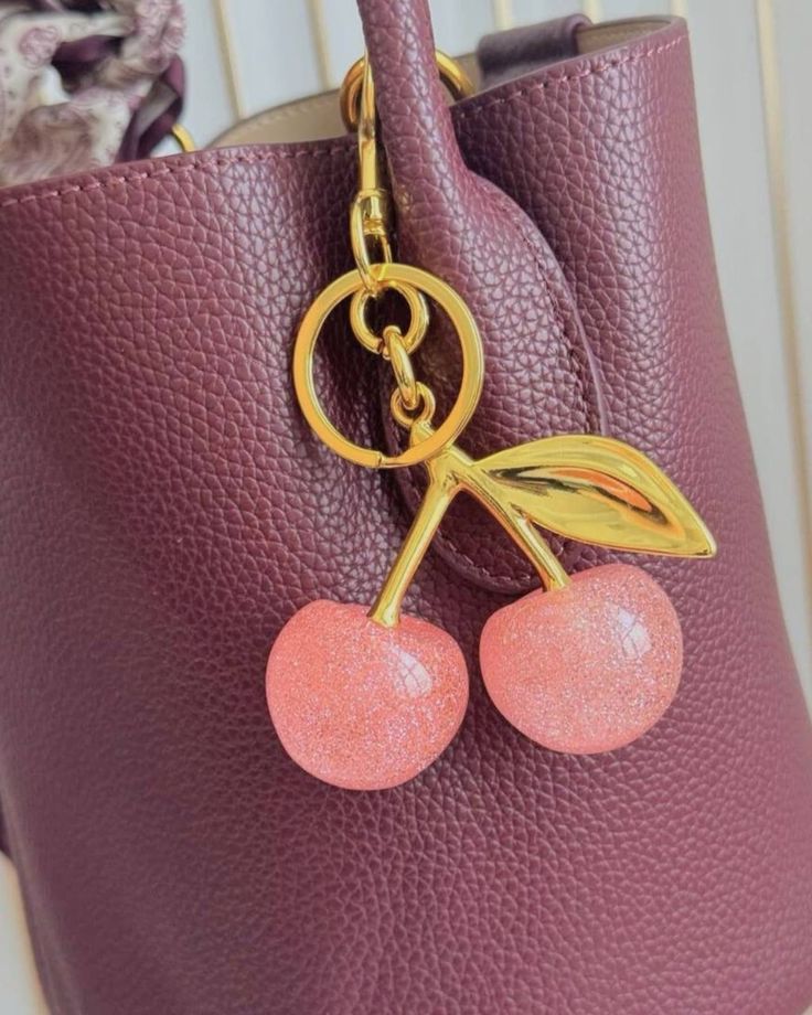 Glams Cherry charm