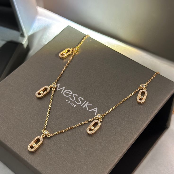 Glams Mesik Necklace